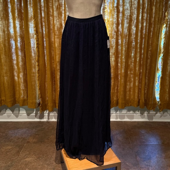 Line & Dot Dresses & Skirts - Line & Dot Navy Blue Maxi Skirt